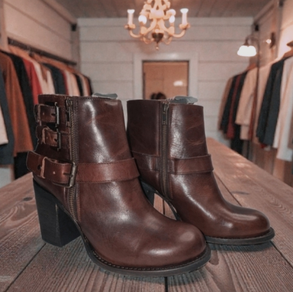 Freebird Cognac Size 10 - Picture 2 of 7